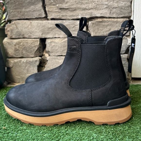 NWT! Sorel Hi-Line Chelsea Lug-Sole Women’s Boots - Picture 1 of 10
